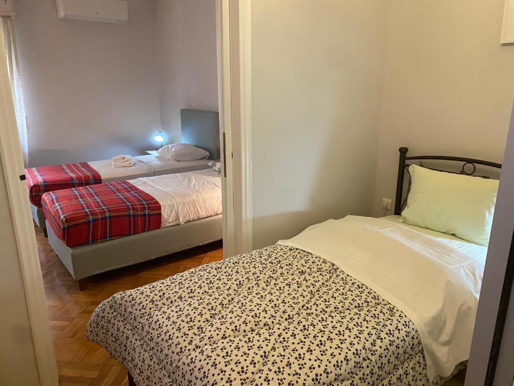 אתונה Isora Apartment By Ghh מראה חיצוני תמונה